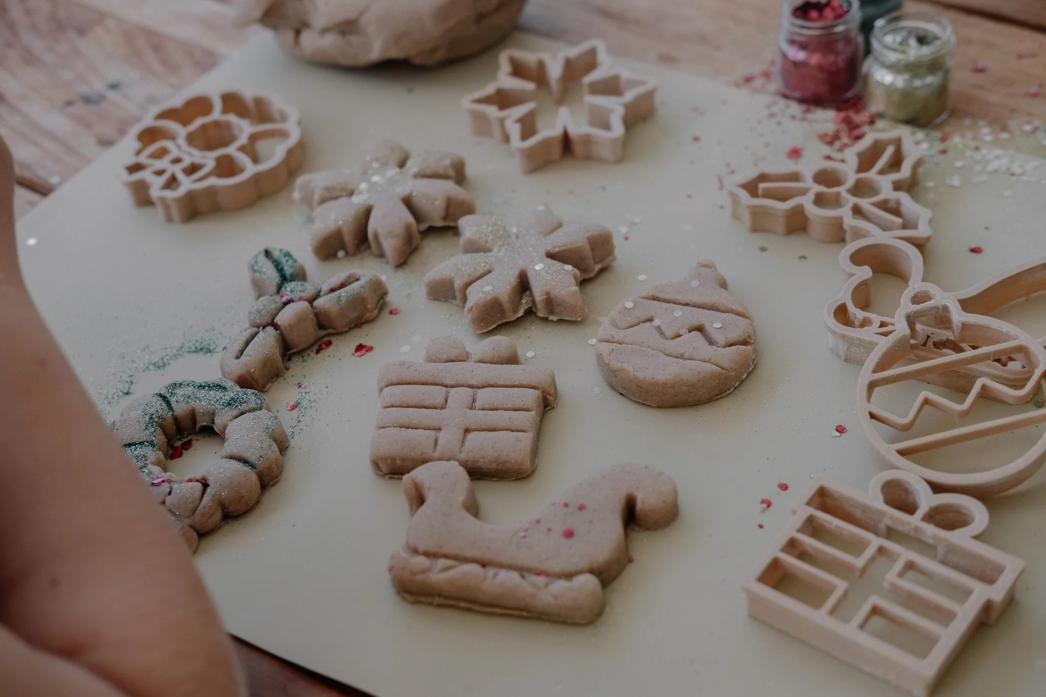 Christmas Holiday Eco Cutter set