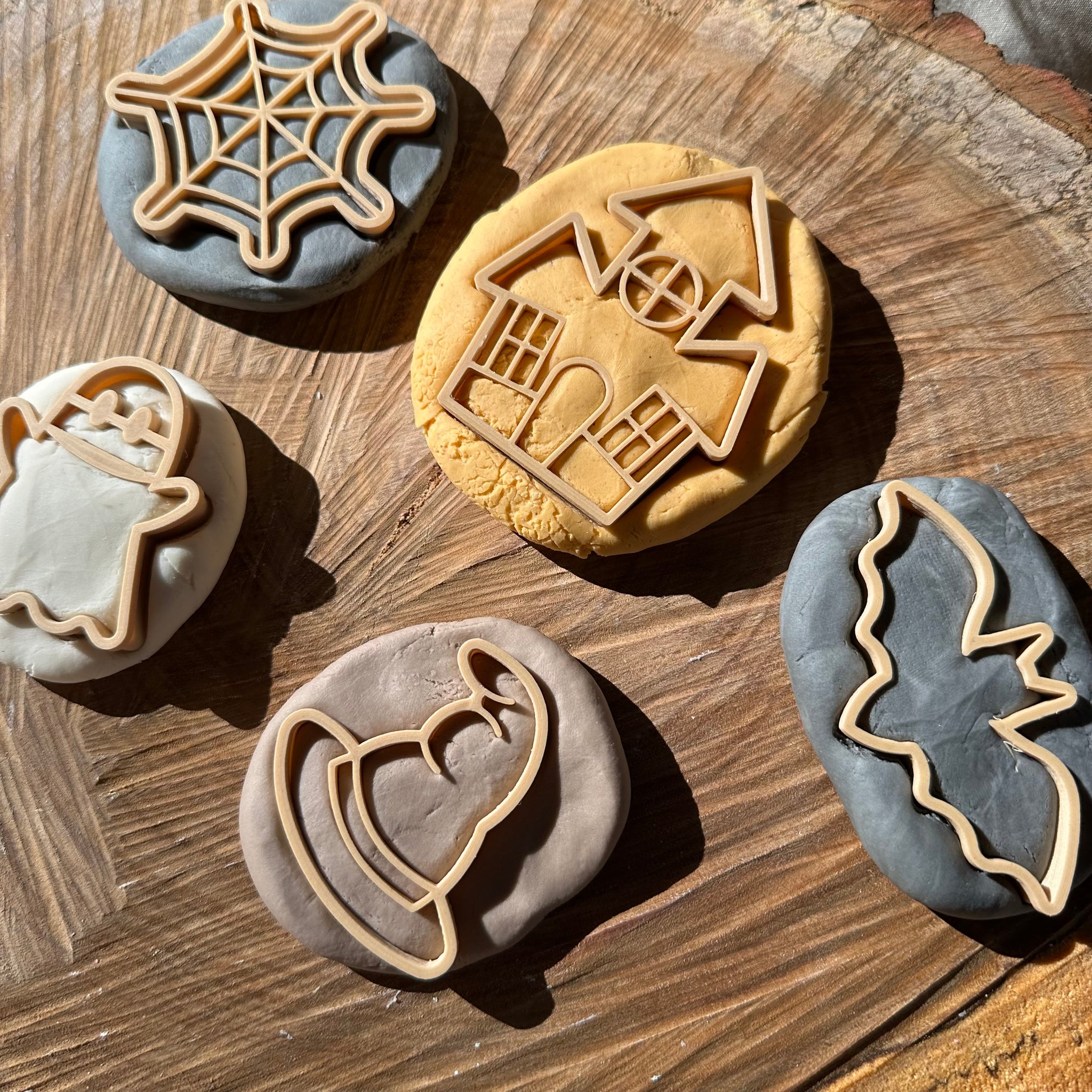 Halloween Playdough Cutter Set